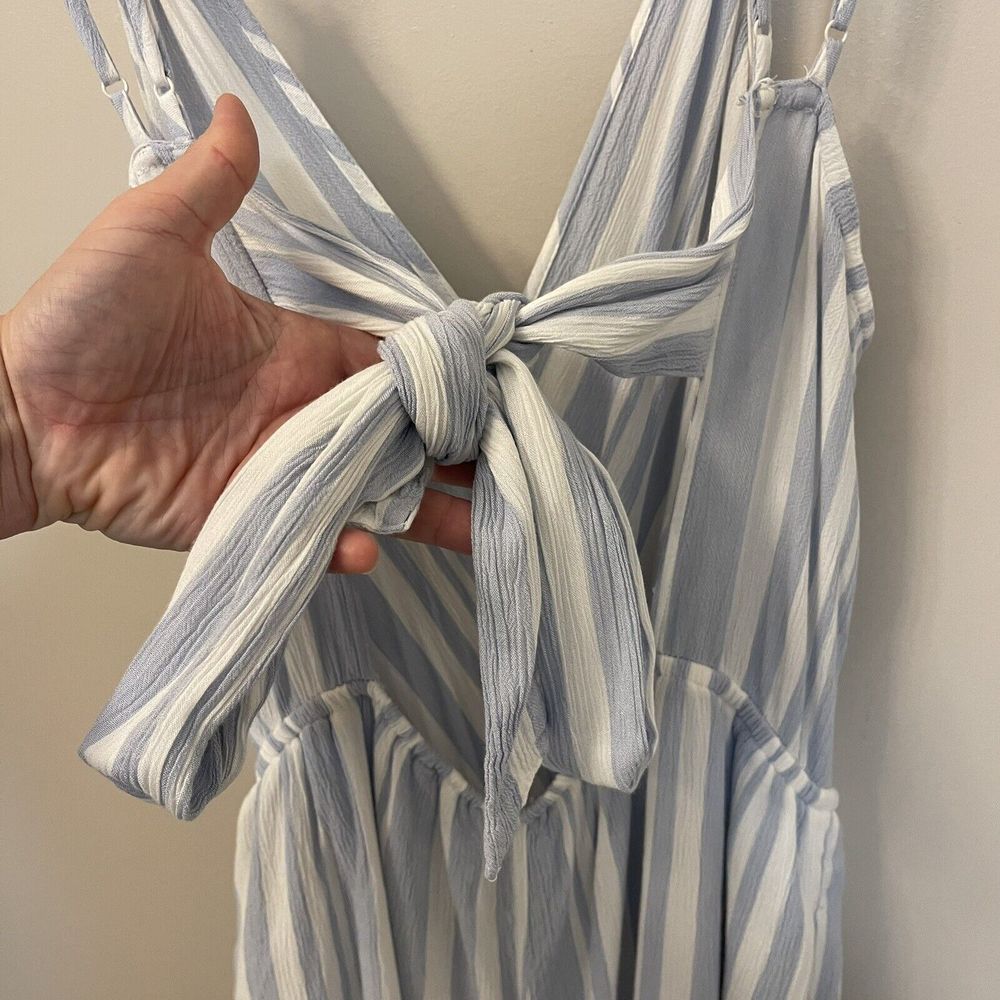 womens Large blue and white striped american eagle outfitters sleeveless romper - Picture 12 of 12
